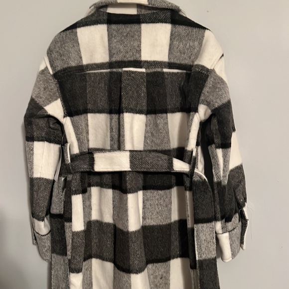 HP!! 🎉NWT Checkered oversized belted coat - Picture 5 of 5